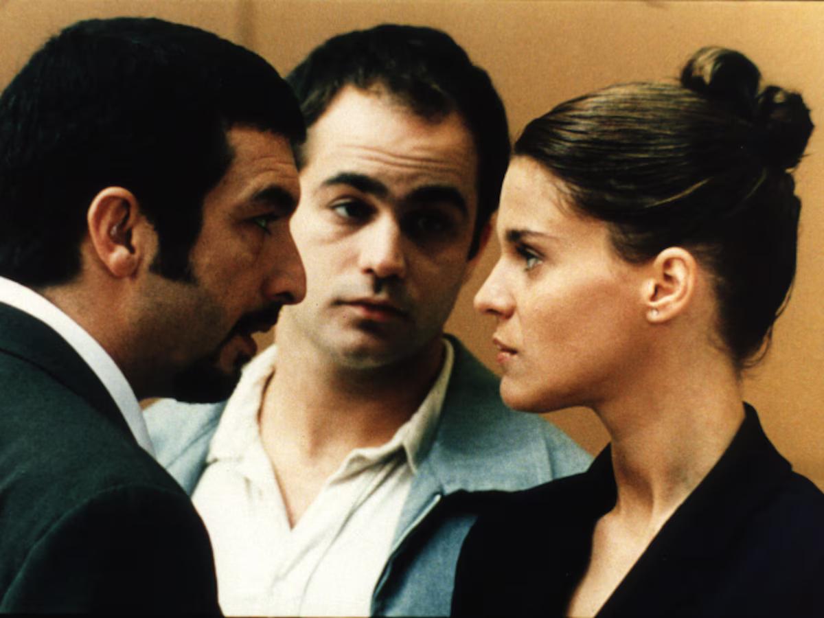 NUEVE REINAS (2000) - CINE AL AIRE LIBRE